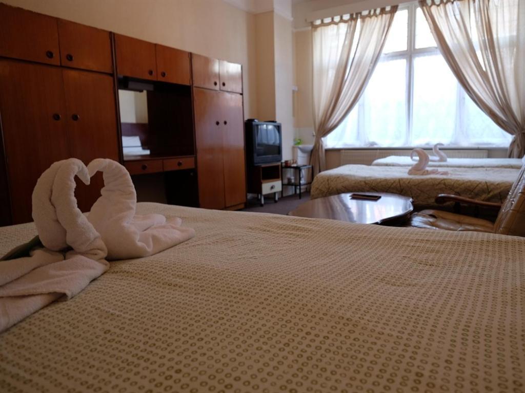 Charlotte Guest House London Ruang foto